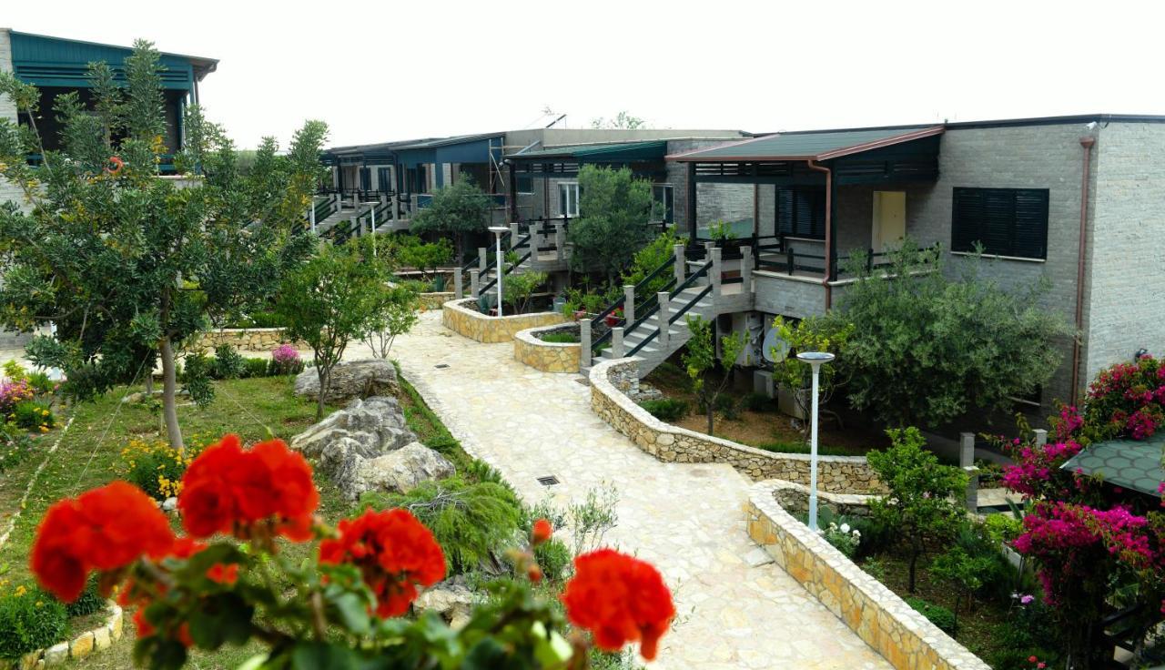 Vila Rina At Aquamarine Residence Влёра Экстерьер фото