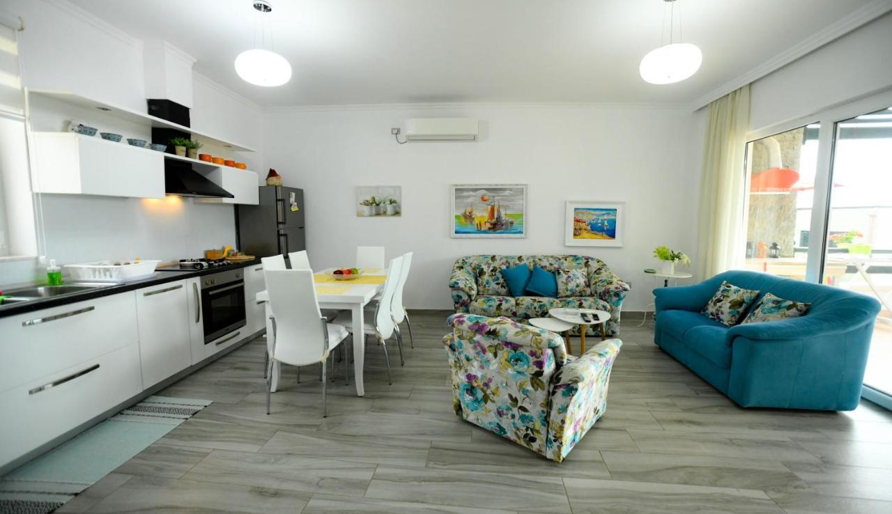 Vila Rina At Aquamarine Residence Влёра Экстерьер фото