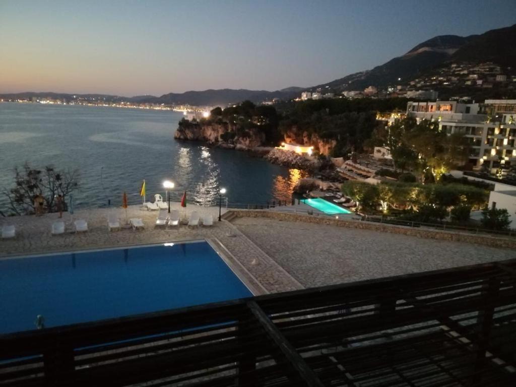 Vila Rina At Aquamarine Residence Влёра Экстерьер фото