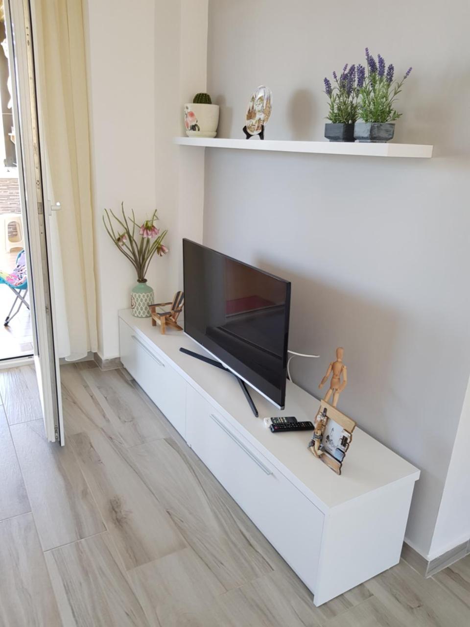 Vila Rina At Aquamarine Residence Влёра Экстерьер фото